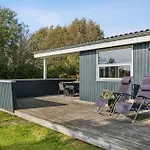 Stunning In With 3 Bedrooms And Wifi