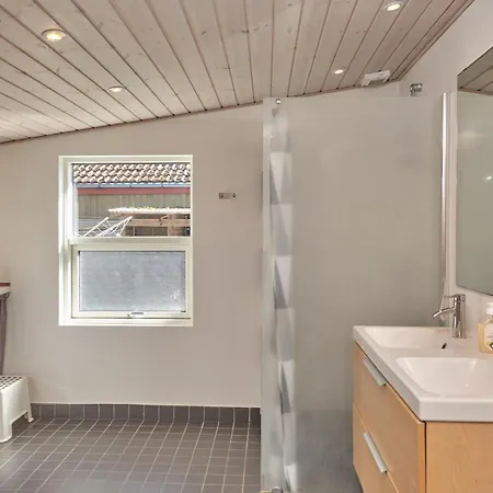 Stunning In With 3 Bedrooms And Wifi Hébergement de vacances Ebeltoft